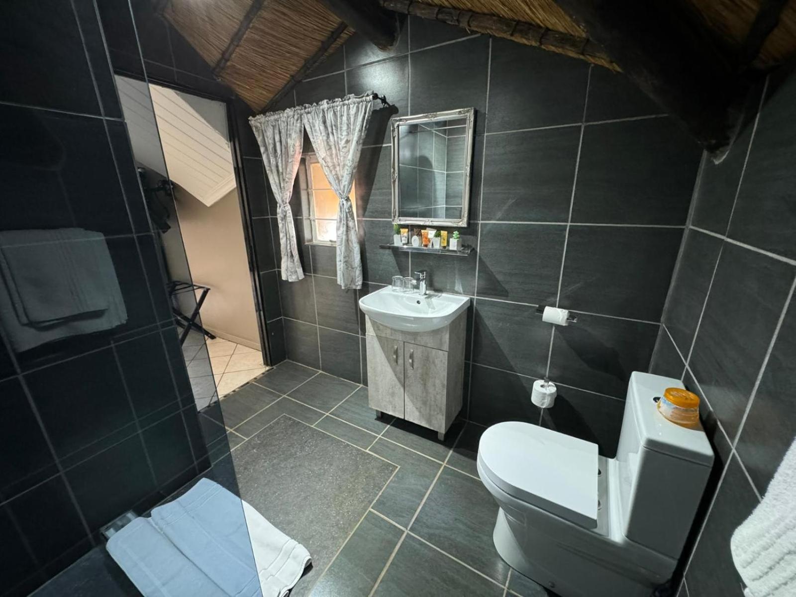 Echo Mountain Inn (Adults Only) サバジンビ 部屋 写真
